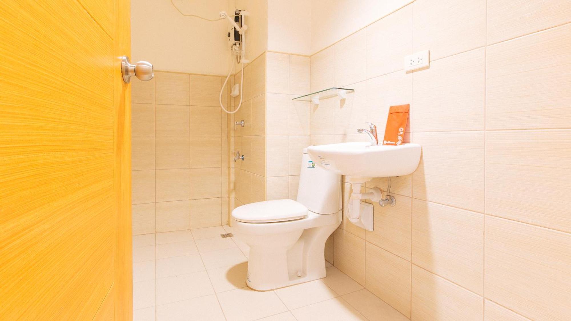 Reddoorz Plus At Alpina Heights Paranaque Paranaque City 外观 照片