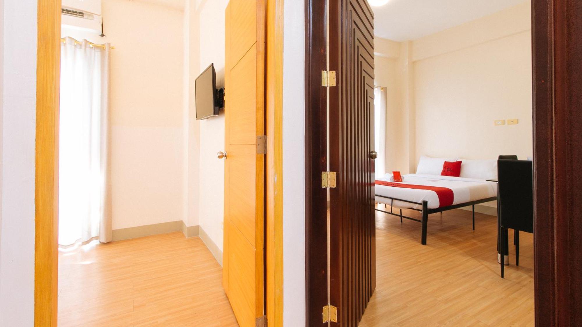 Reddoorz Plus At Alpina Heights Paranaque Paranaque City 外观 照片