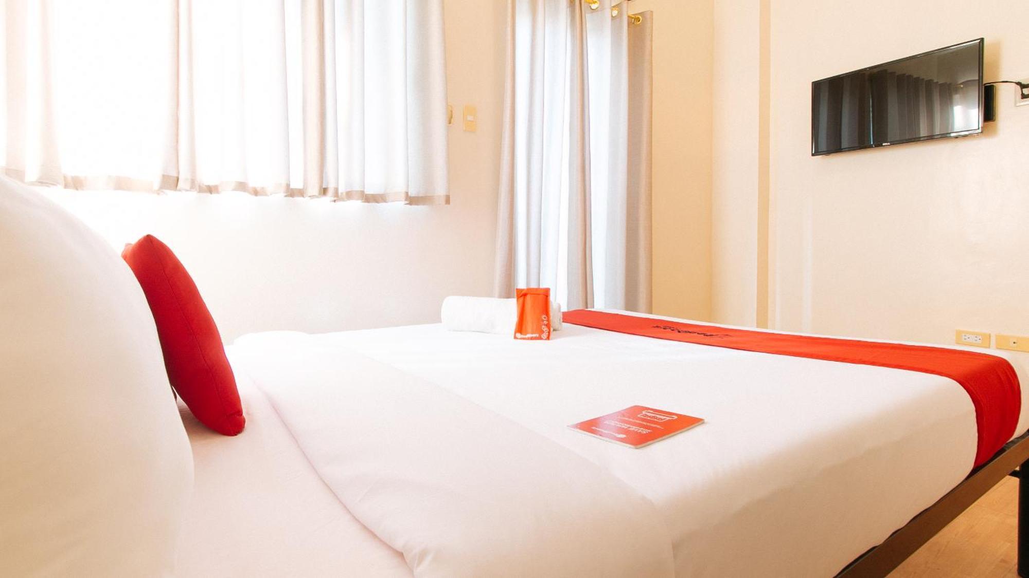 Reddoorz Plus At Alpina Heights Paranaque Paranaque City 外观 照片