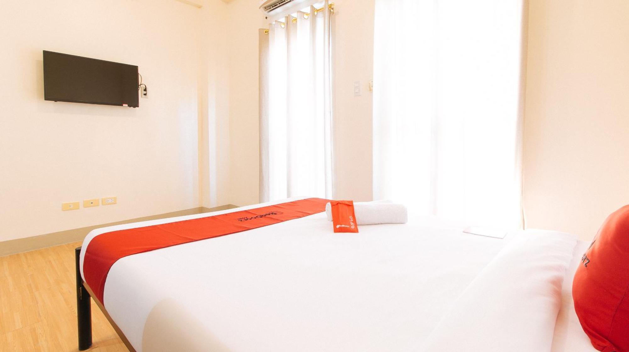 Reddoorz Plus At Alpina Heights Paranaque Paranaque City 外观 照片