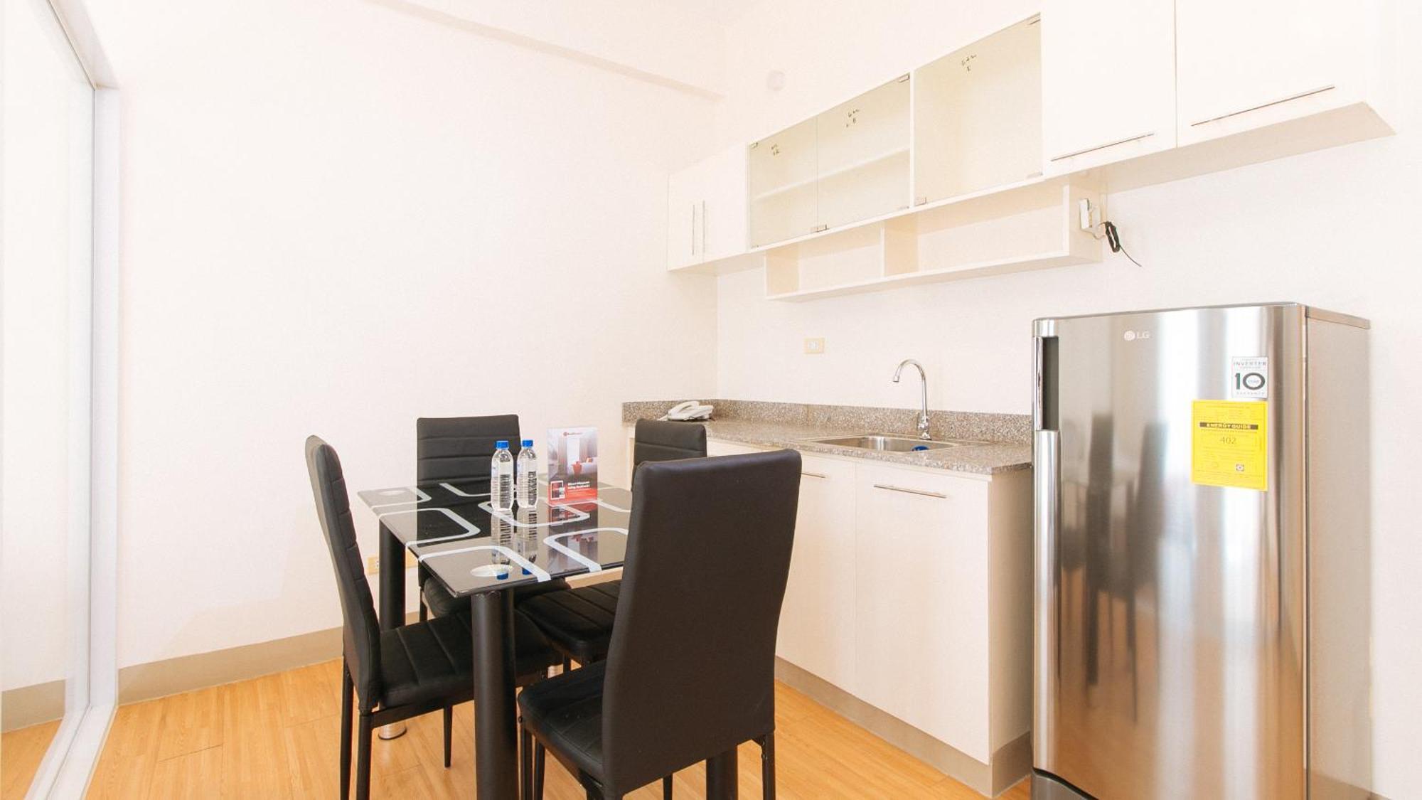 Reddoorz Plus At Alpina Heights Paranaque Paranaque City 外观 照片