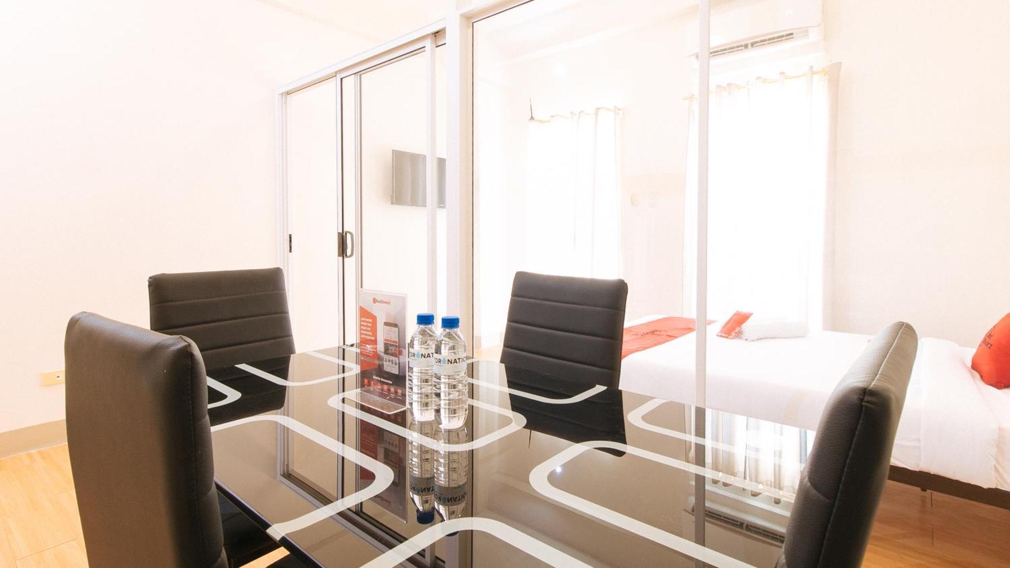 Reddoorz Plus At Alpina Heights Paranaque Paranaque City 外观 照片