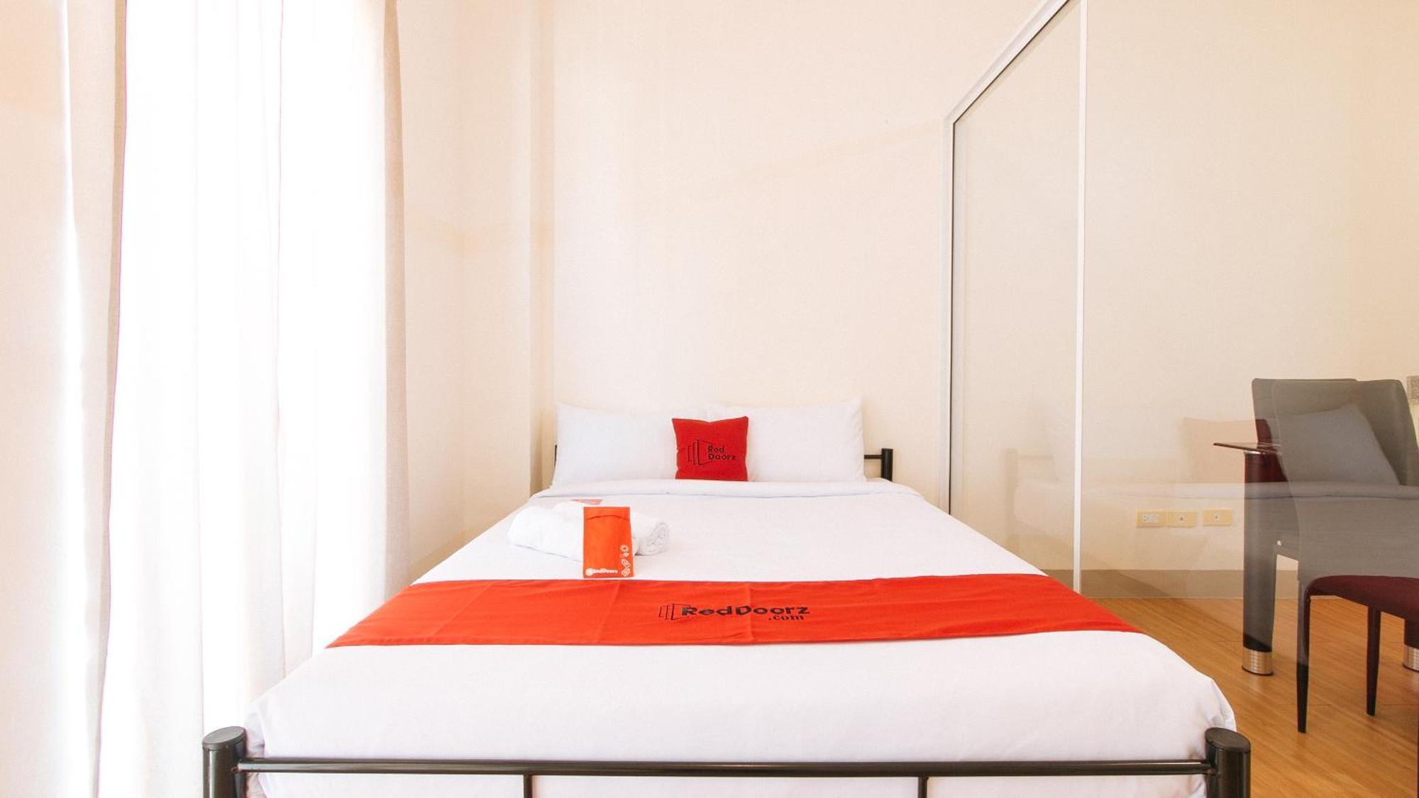 Reddoorz Plus At Alpina Heights Paranaque Paranaque City 外观 照片