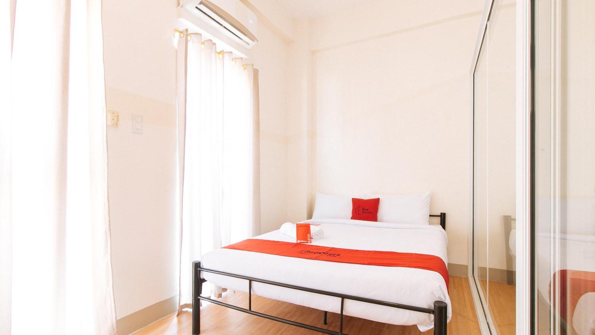 Reddoorz Plus At Alpina Heights Paranaque Paranaque City 外观 照片