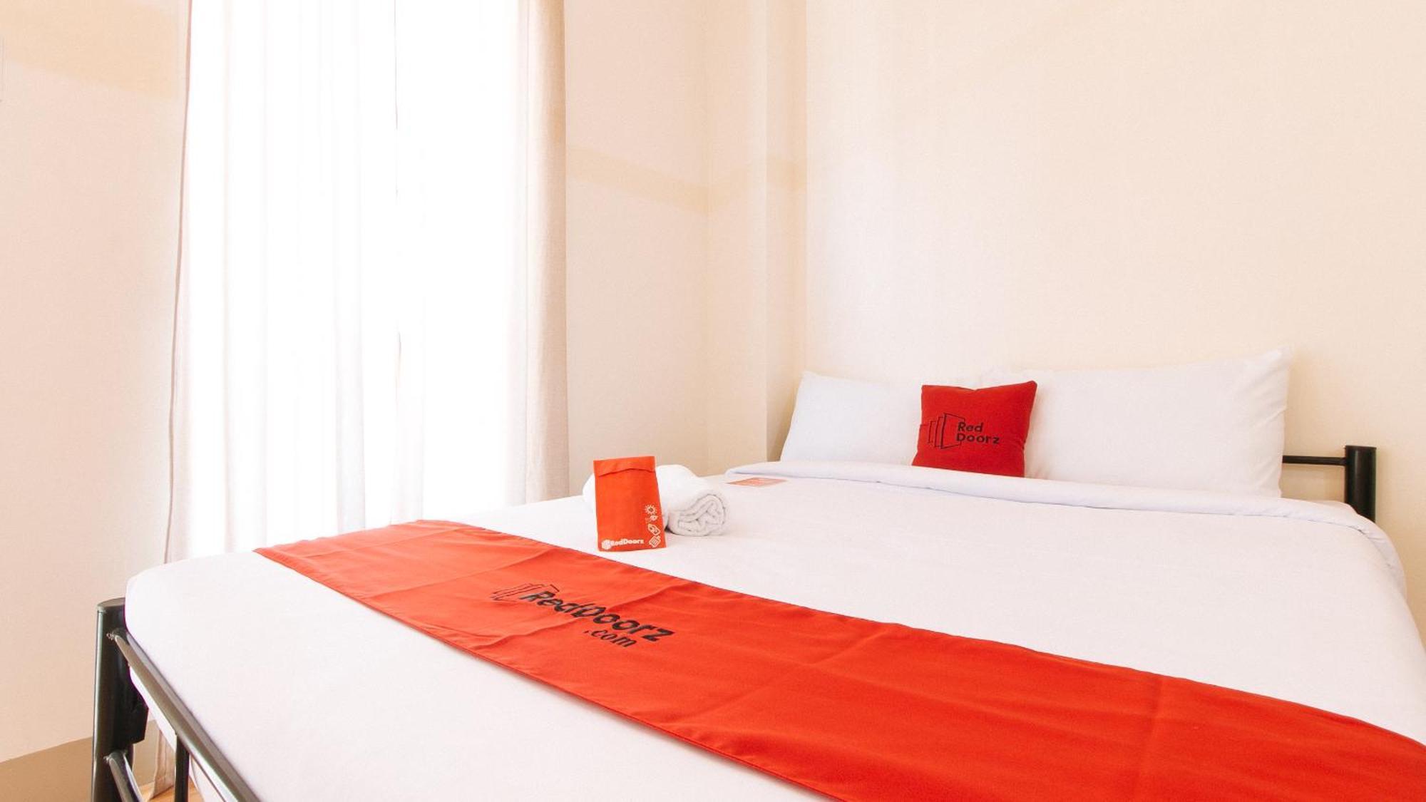 Reddoorz Plus At Alpina Heights Paranaque Paranaque City 外观 照片